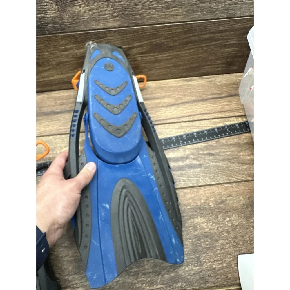 U.S. Divers Fin Set S/M Small Medium Men 4-8.5 Women‎ 5-9.5